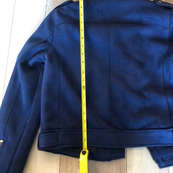 Blue suede moto jacket with zipper details - Picture 8 of 8